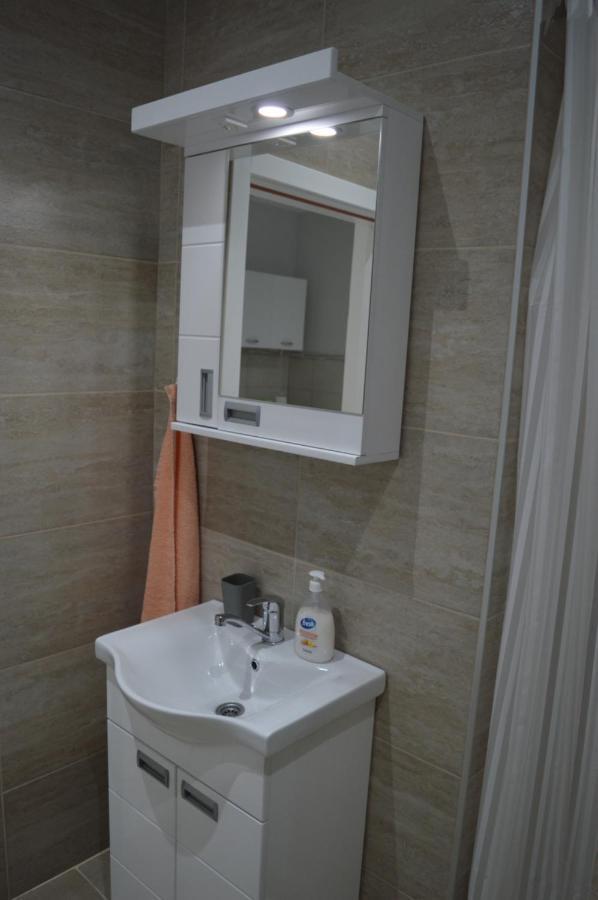 Magic M Apartment Mali Mokri Lug エクステリア 写真